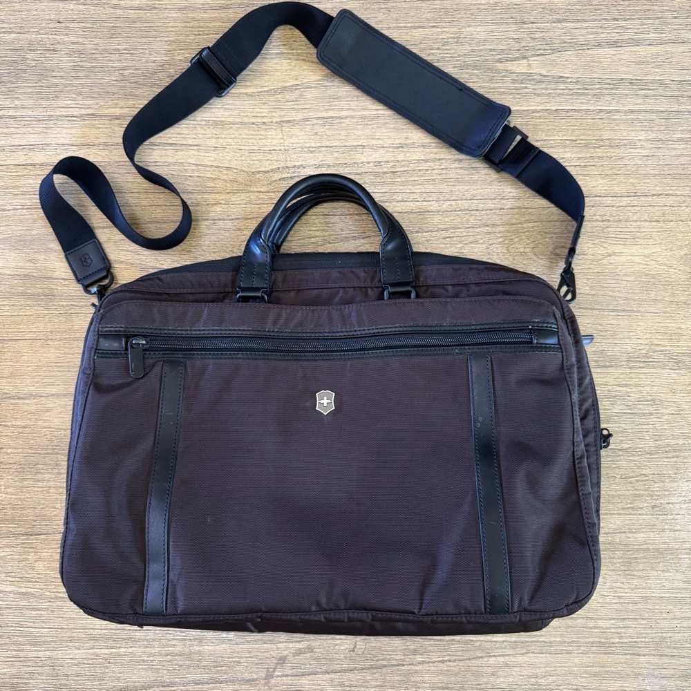 Victorinox Werks‎ Pro 2.0 2 Way Carry Laptop Bag Briefcase Earth Brown - Picture 3 of 16